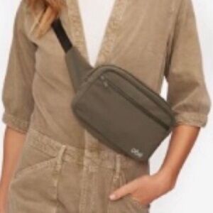 Obe’ Chic Olive Crossbody/Belt Bag
